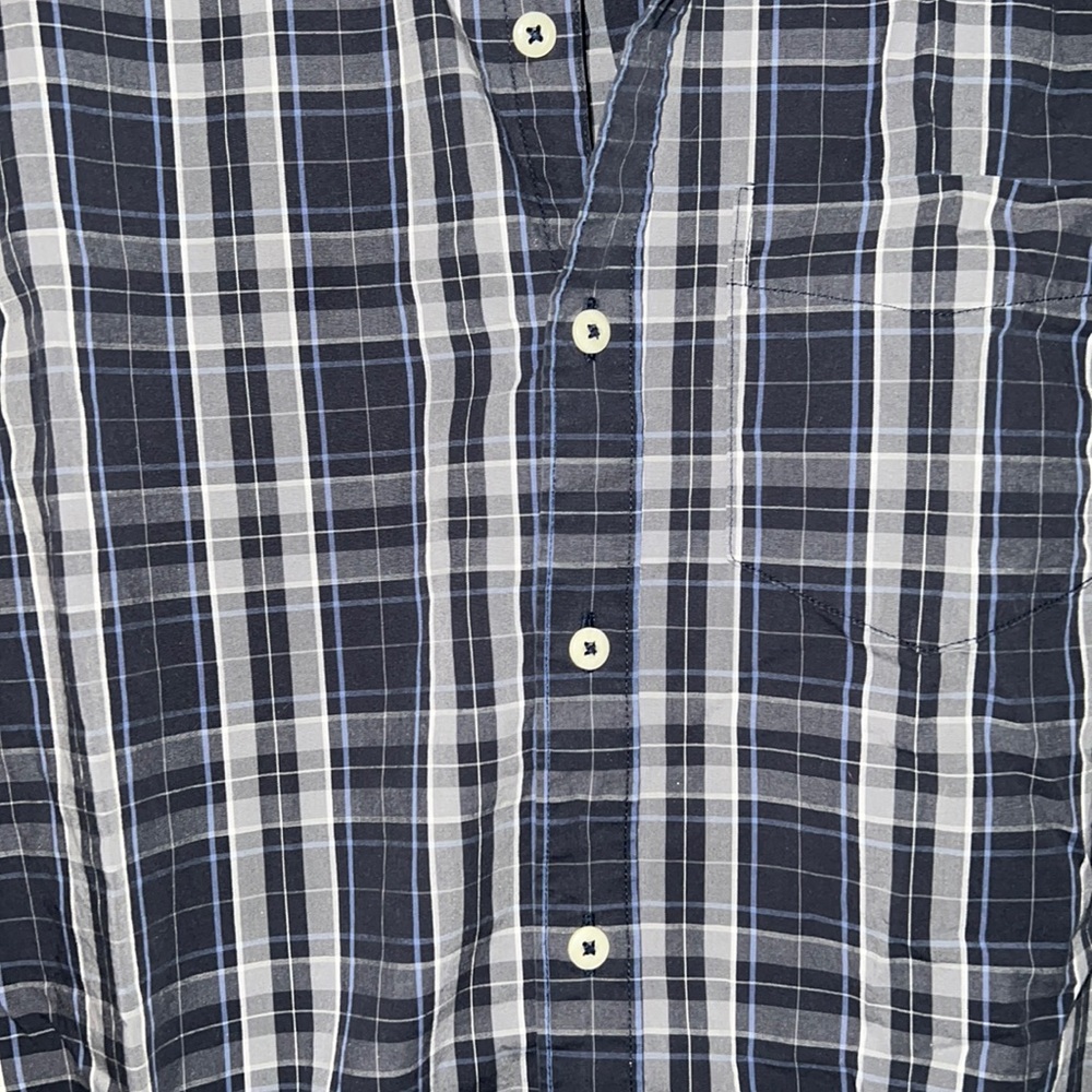 Aeo Black And Grey Pattern Button Down - image 3